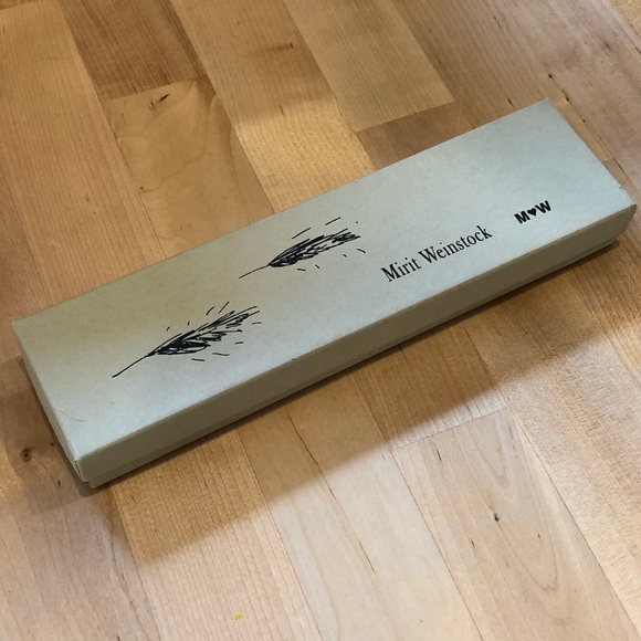 NWOT Jewelry Designer Mirit Weinstock necklace woven Rafia and ceramic bow - Picture 14 of 14